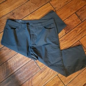 Eddie Bauer tech capris, sz 14.